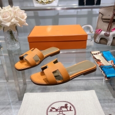 Hermes Slippers